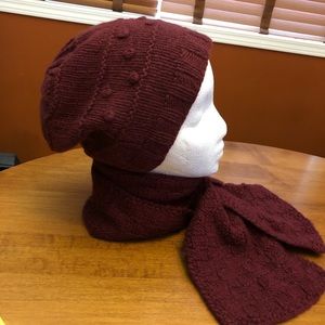 Soft Burgundy warm knit toque and scarf.